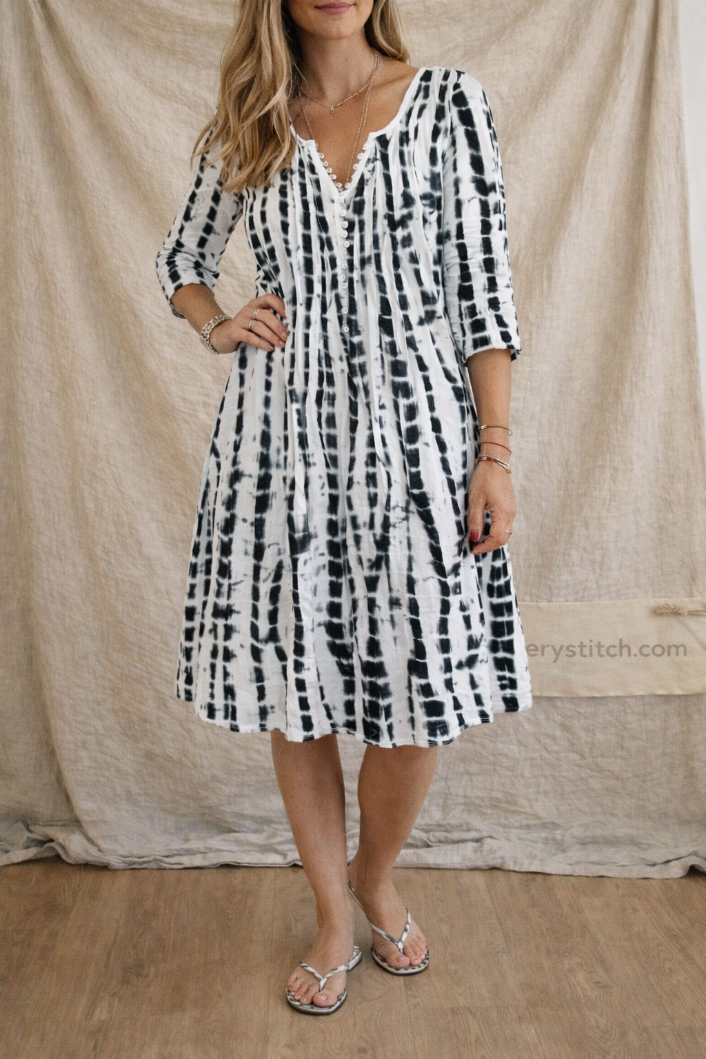 Printed V-Neck Midi Dress