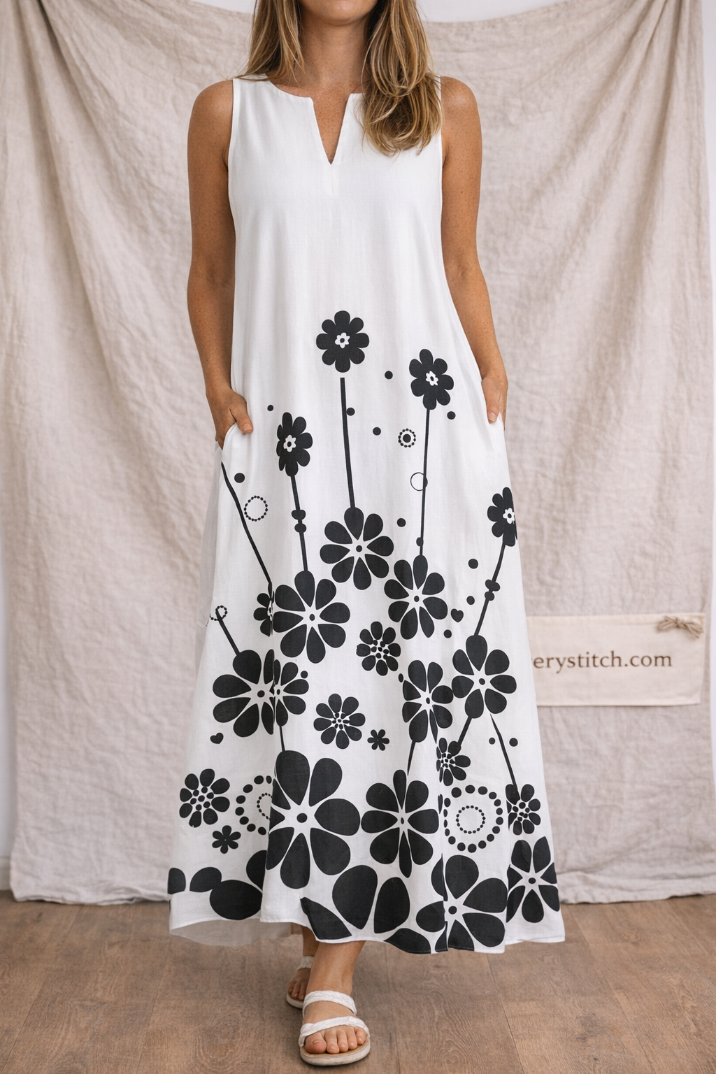 Sleeveless Floral Print A-Line Maxi Dress