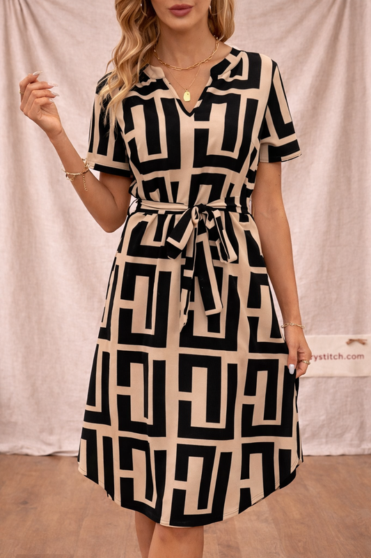 Geometric Print Shirt Dress with Belt and Short Sleeves – Relaxed Flowy Fit