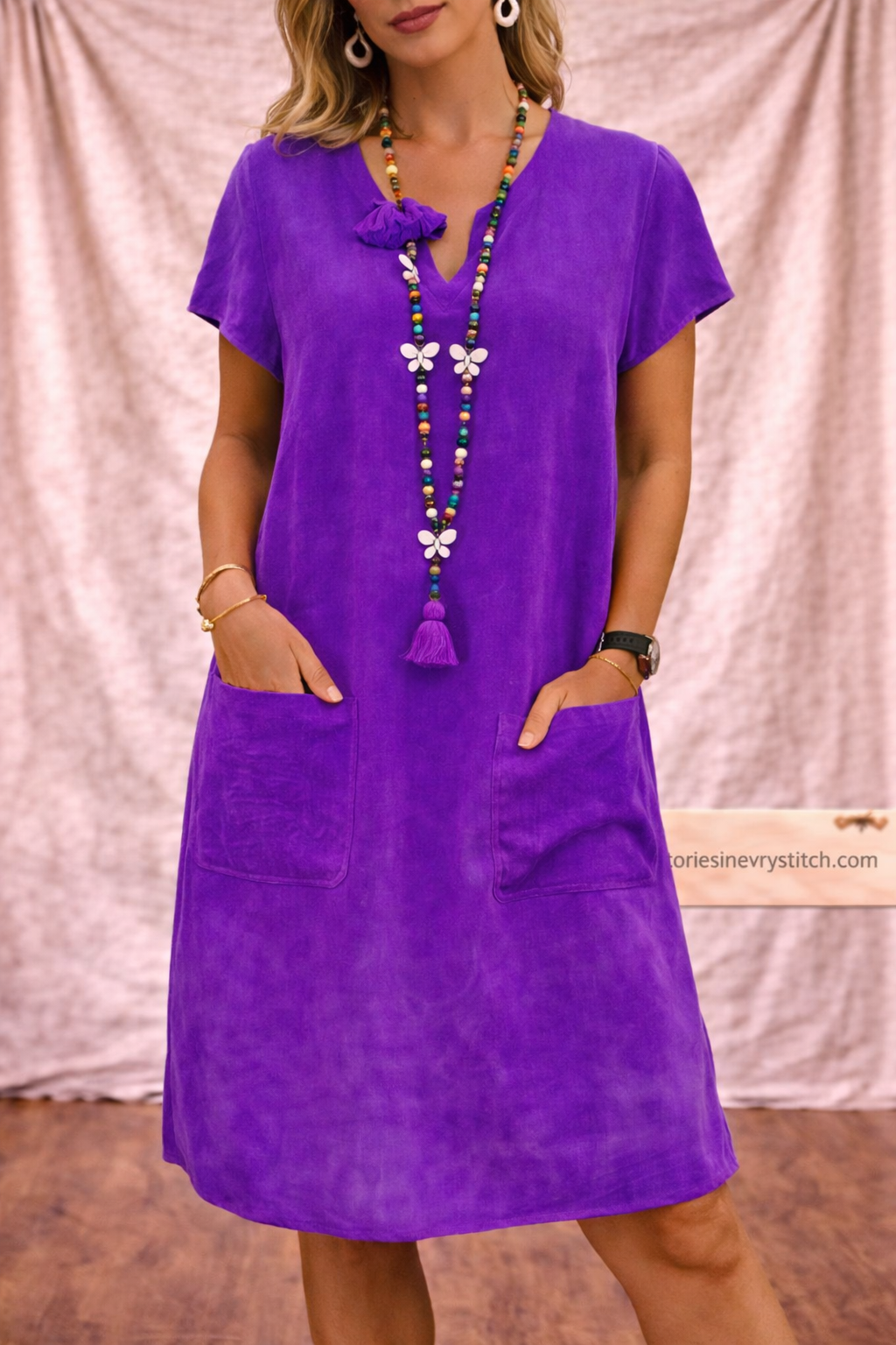 Casual Mini Dress with V-Neck, Short Sleeves and Pockets – Relaxed Fit