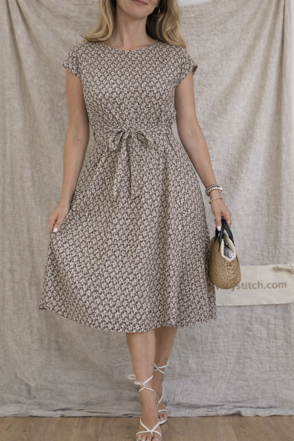 Summer Short Sleeve Lace-up Pleated Dress