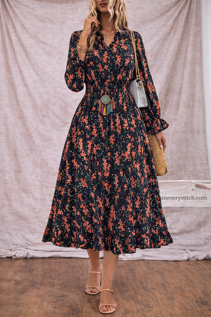 Vintage Floral Long Sleeve Maxi Dress – Boho Elegant Flowing Silhouette