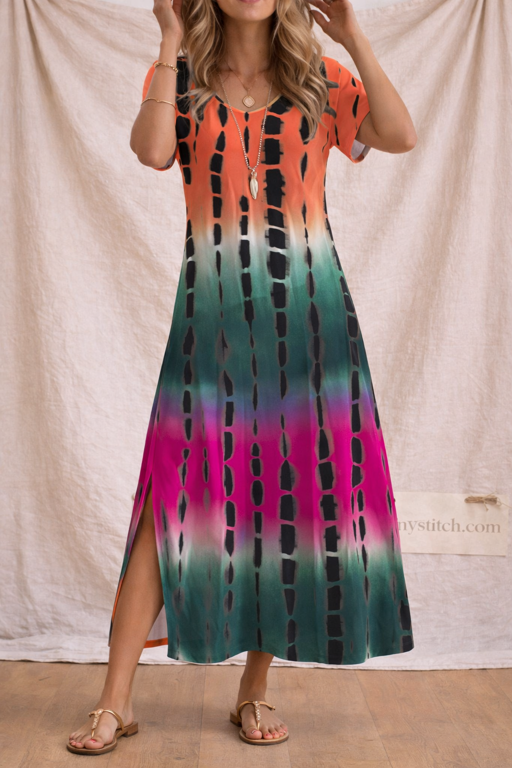 Colorblock Maxi Dress with Side Slit and Short Sleeves – Relaxed Flowy Fit
