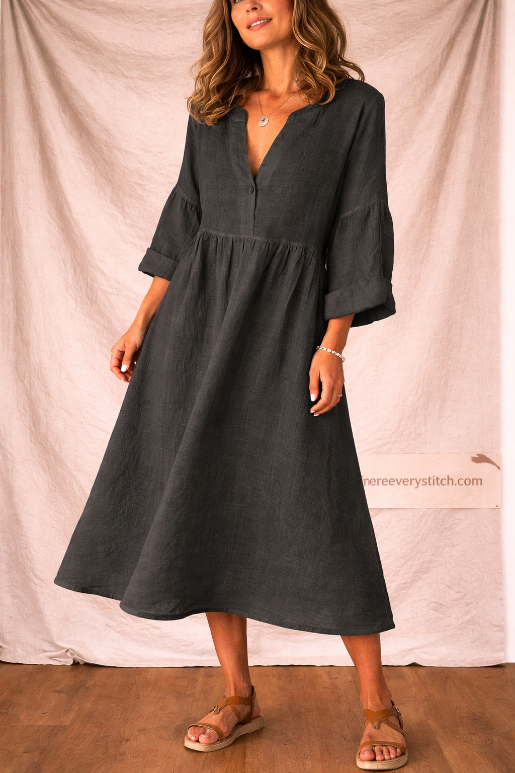 Casual Midi Dress with V-Neck and Long Sleeves – Relaxed Flowy Fit