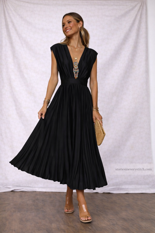 Women’s Pleated Maxi Dress – Elegant V-Neck Sleeveless Flowing Party Dress
