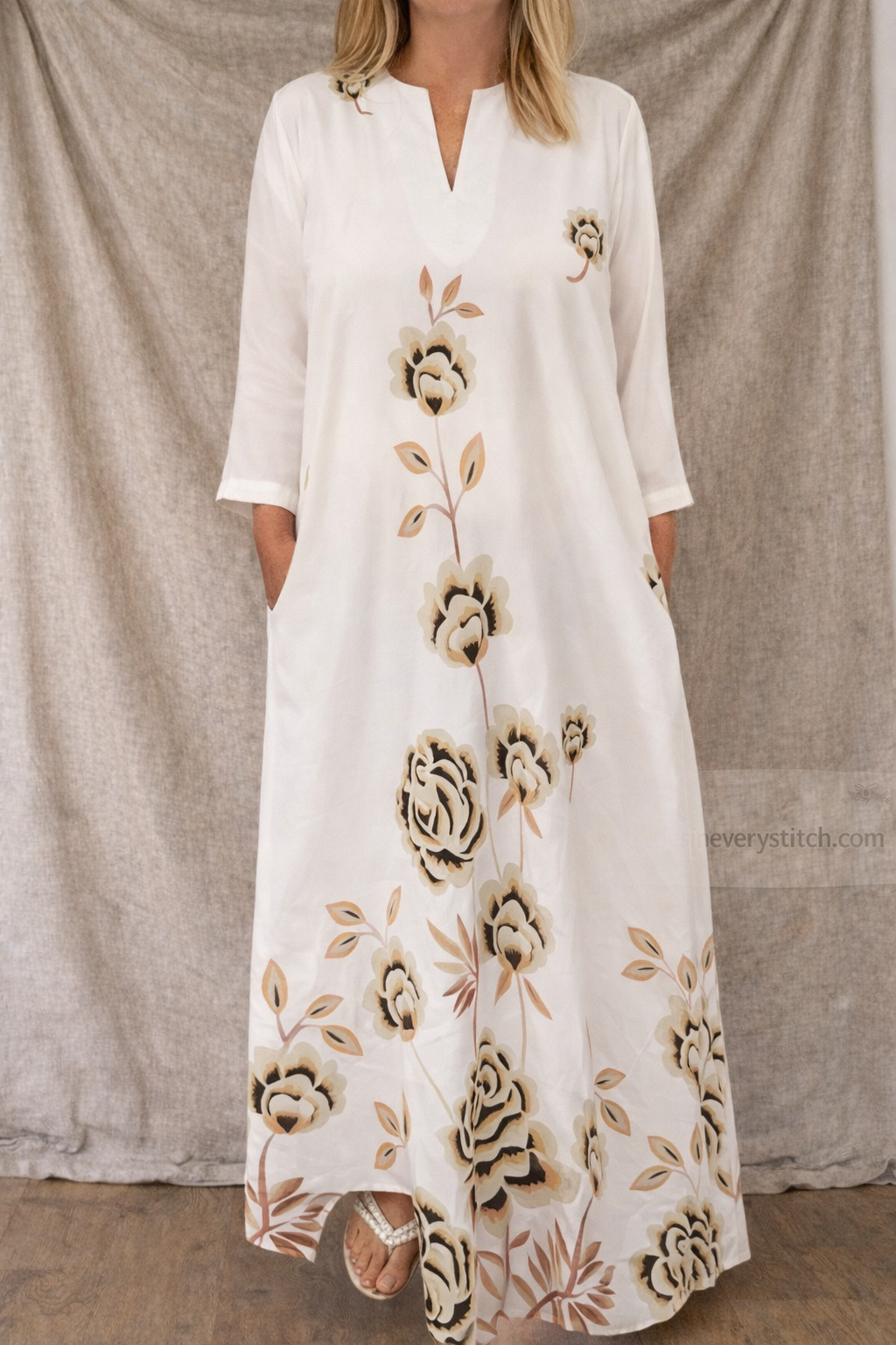Elegant Bloom V-Neck Maxi Dress