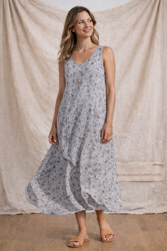 Sleeveless Leaf Print Flowy Midi Dress